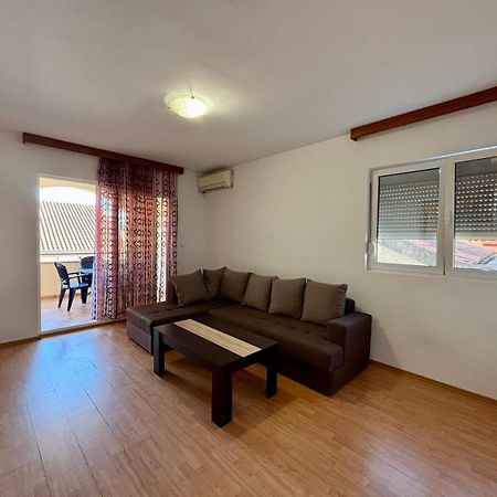 בודווה Apartmani Jovan מראה חיצוני תמונה