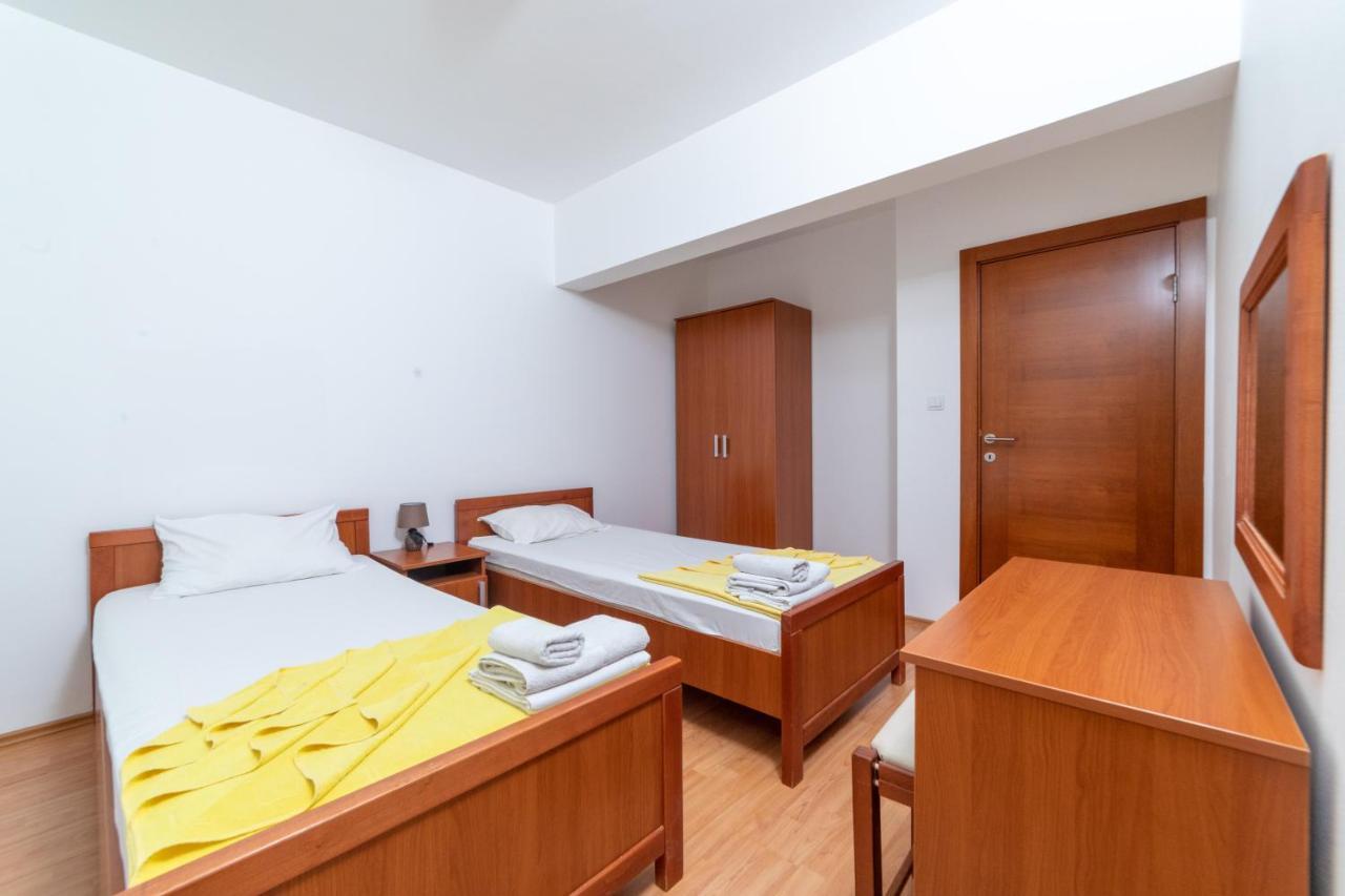 בודווה Apartmani Jovan מראה חיצוני תמונה