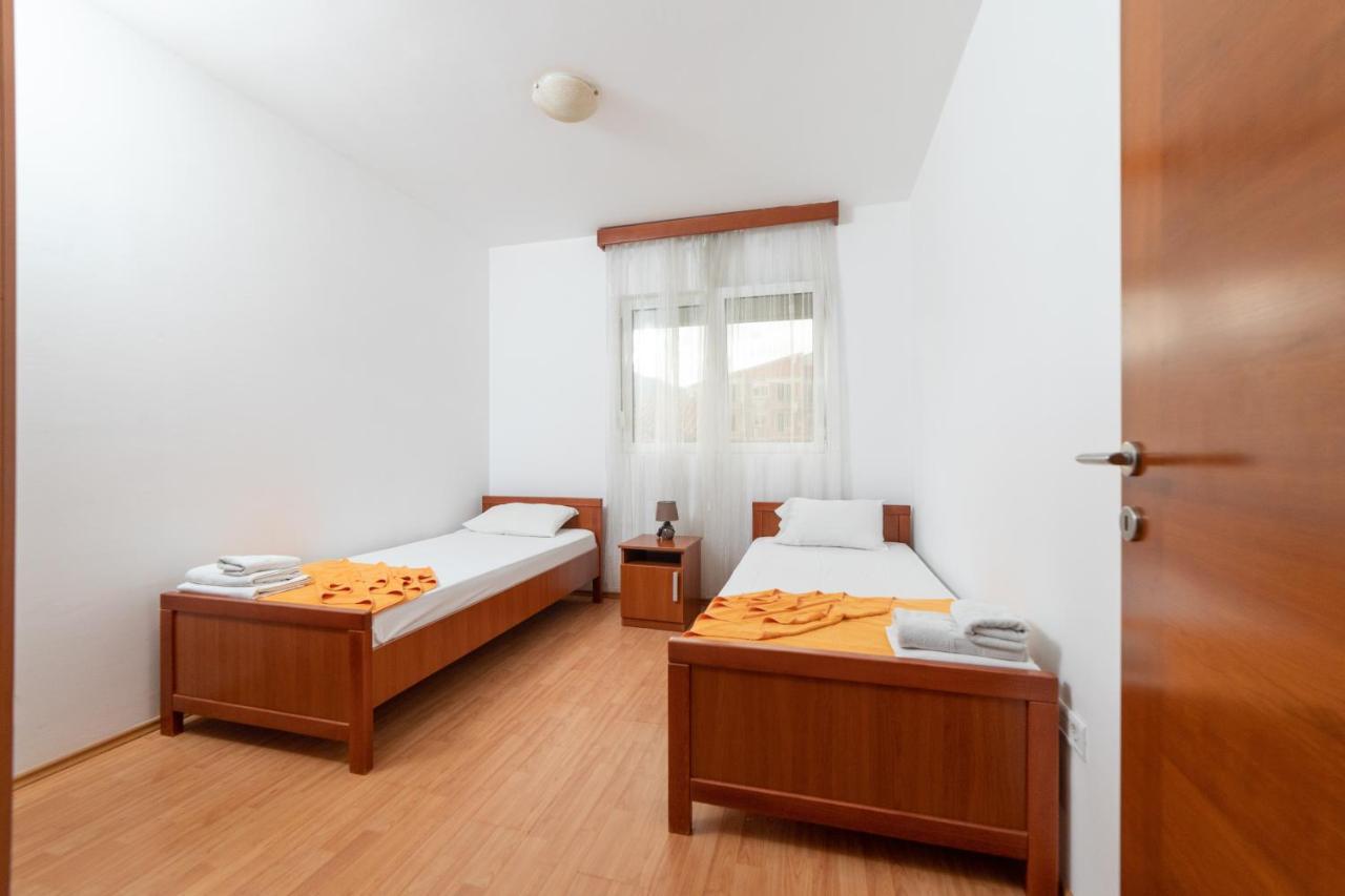 בודווה Apartmani Jovan מראה חיצוני תמונה