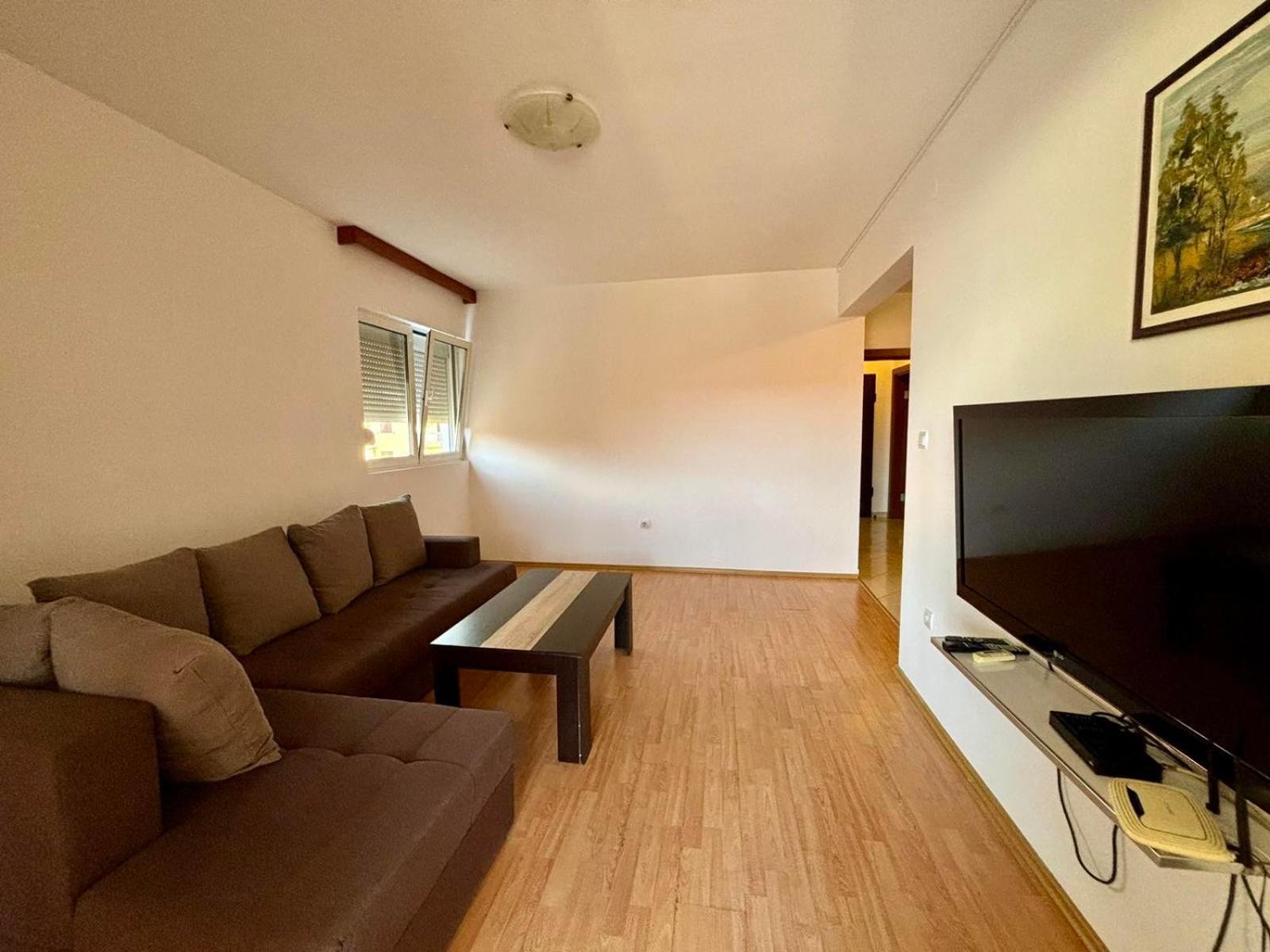 בודווה Apartmani Jovan מראה חיצוני תמונה