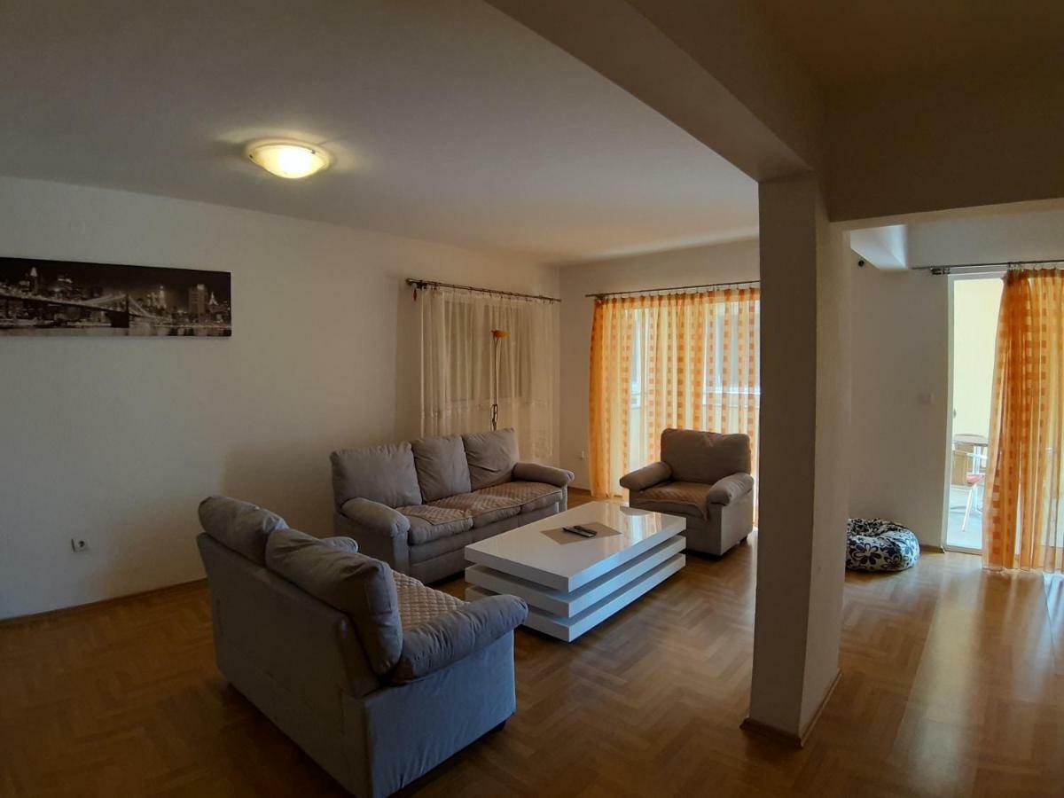 בודווה Apartmani Jovan מראה חיצוני תמונה