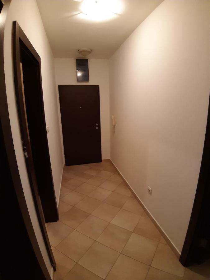 בודווה Apartmani Jovan מראה חיצוני תמונה