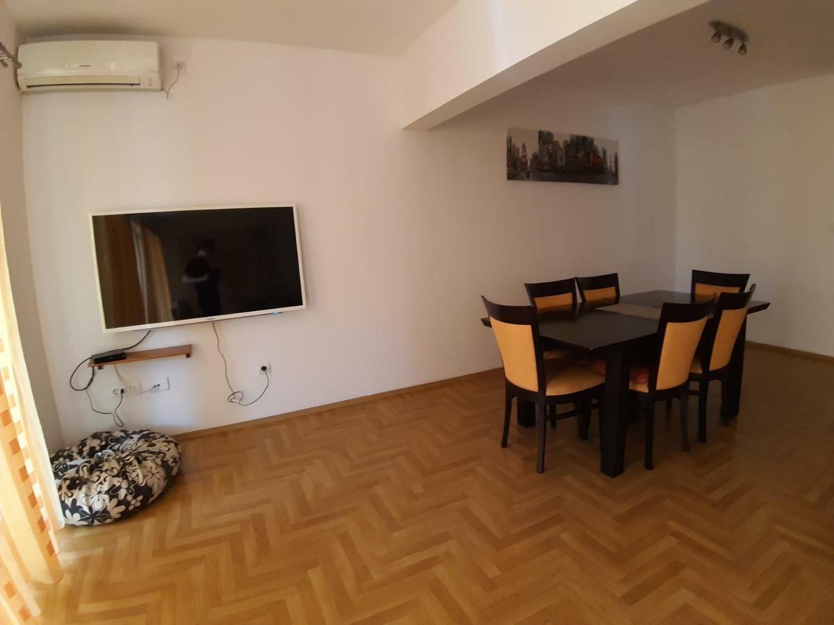 בודווה Apartmani Jovan מראה חיצוני תמונה