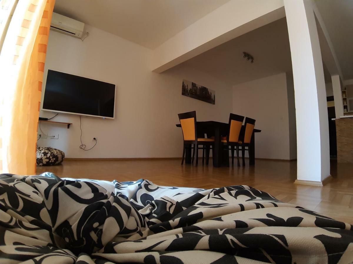 בודווה Apartmani Jovan מראה חיצוני תמונה